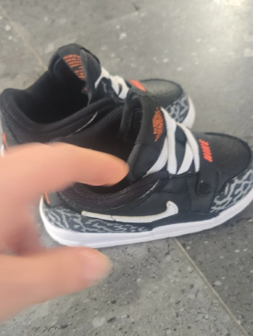 Nike Kids Black Sneakers with White Laces and Orange Logos - Picture 8 of 10